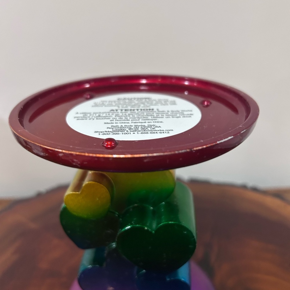 Bath & Body Works Metallic Rainbow π Heart Candle stand - Picture 10 of 13